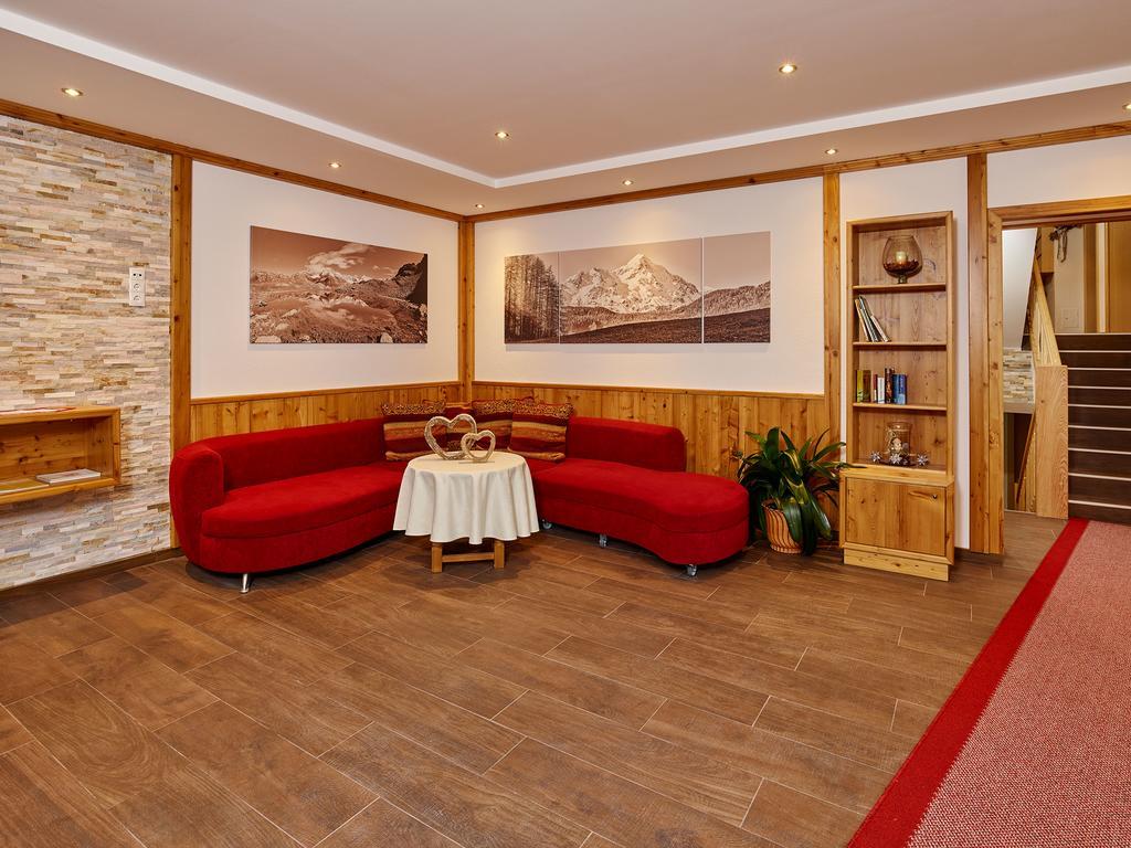 Fremdenpension Alpenruhe Зёльден Экстерьер фото